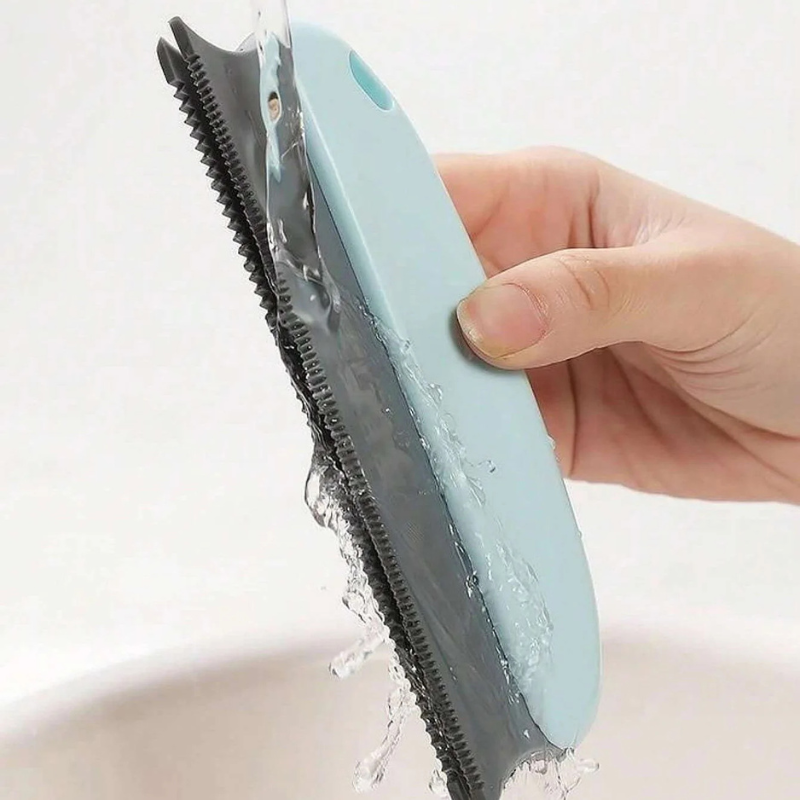 Effortless Pet Hair Remover Brush for a Fur-Free Home